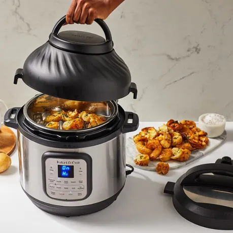 Instant Pot Duo Crisp Smart Pressure Cooker & Air Fryer (6 Litre)